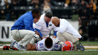 Dr. Kevin Farmer named SEC Team Physician of the Year